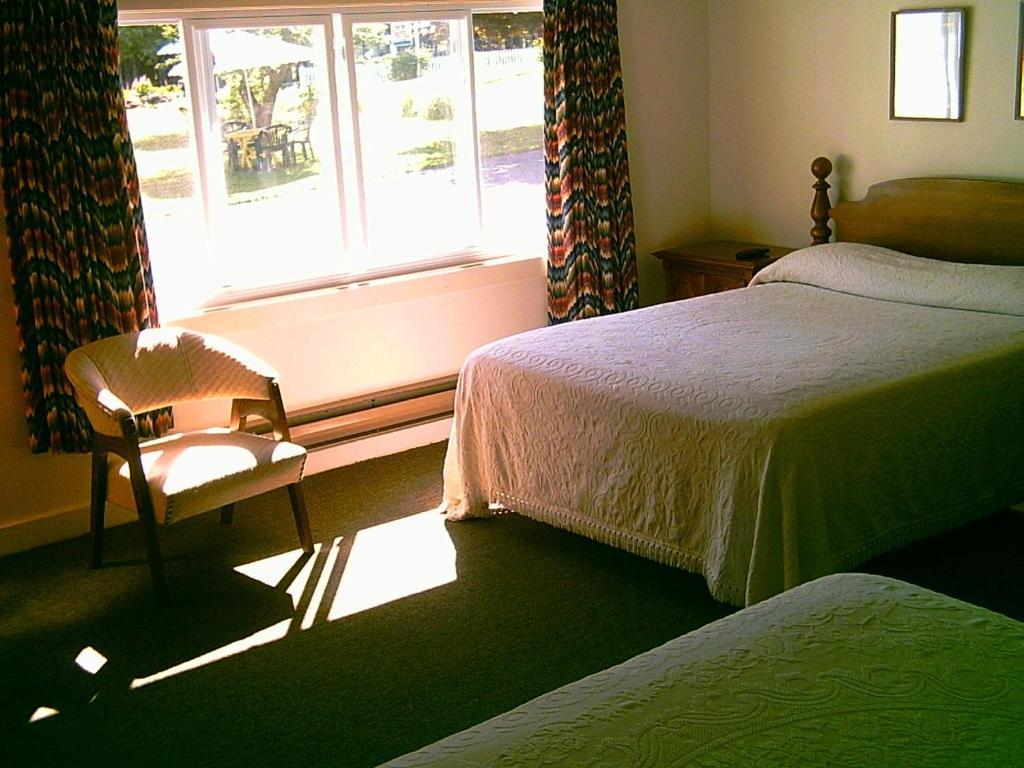 Picket Fence Motel St. Andrews By The Sea Room photo