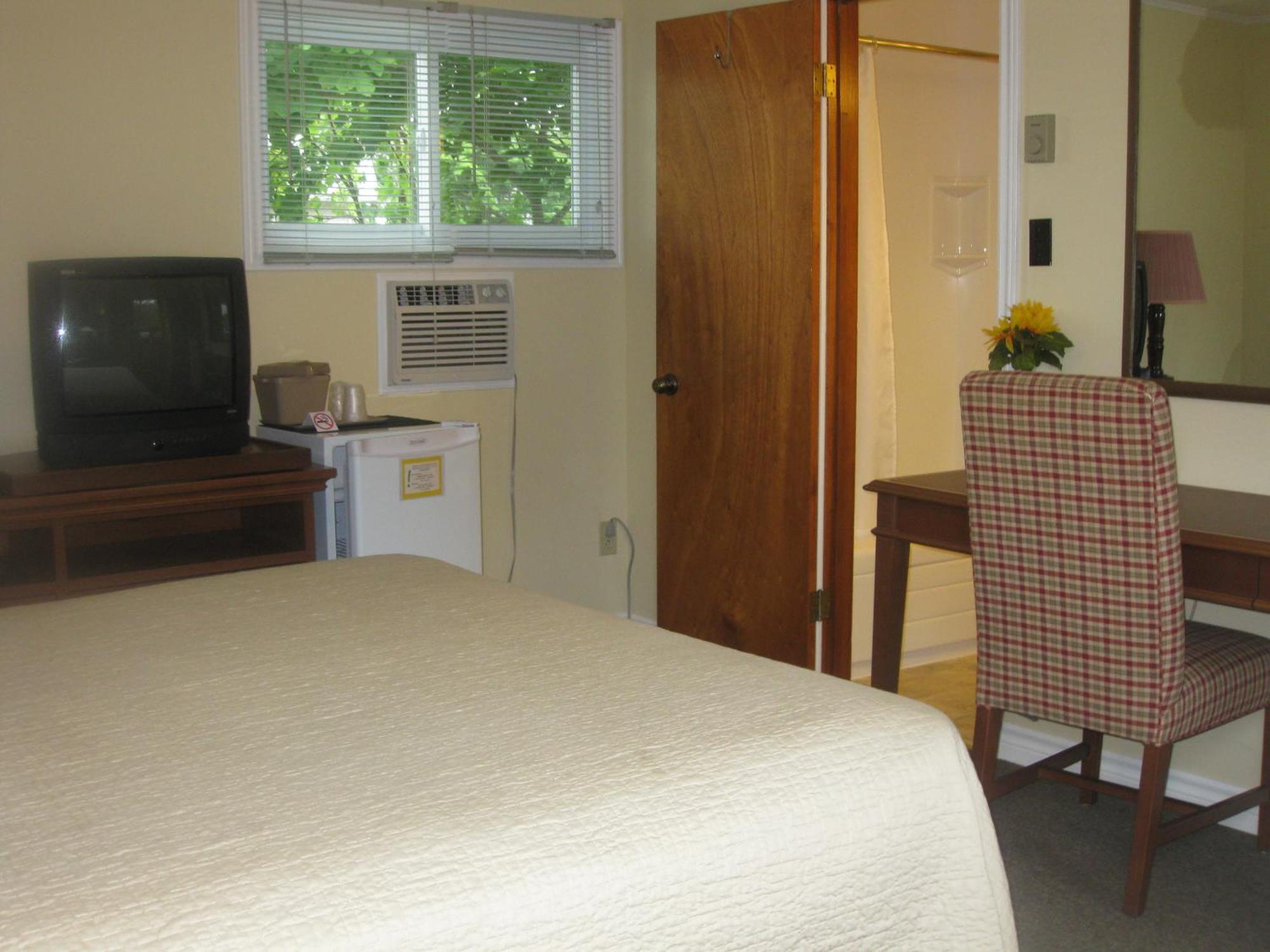 Picket Fence Motel St. Andrews By The Sea Exterior photo