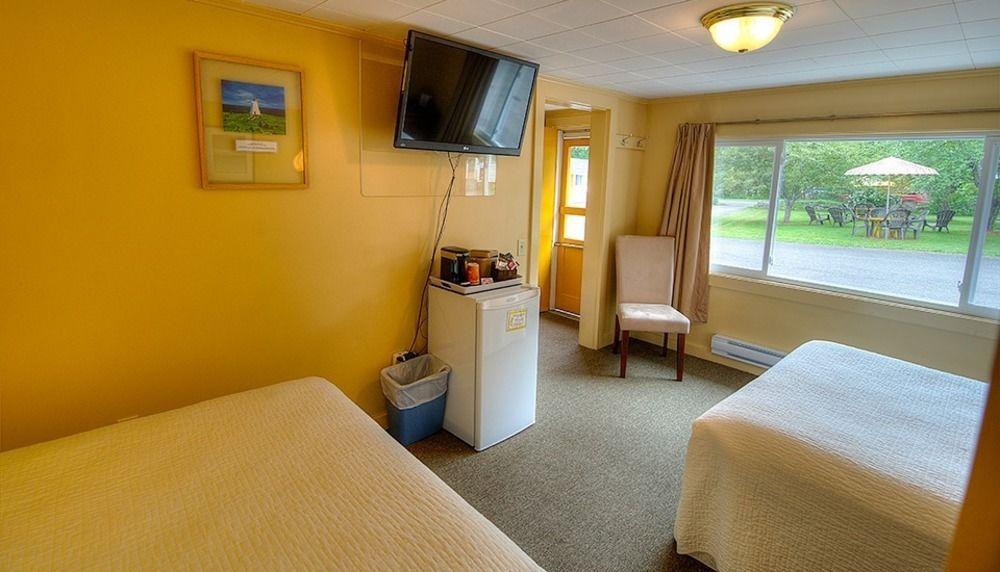 Picket Fence Motel St. Andrews By The Sea Exterior photo